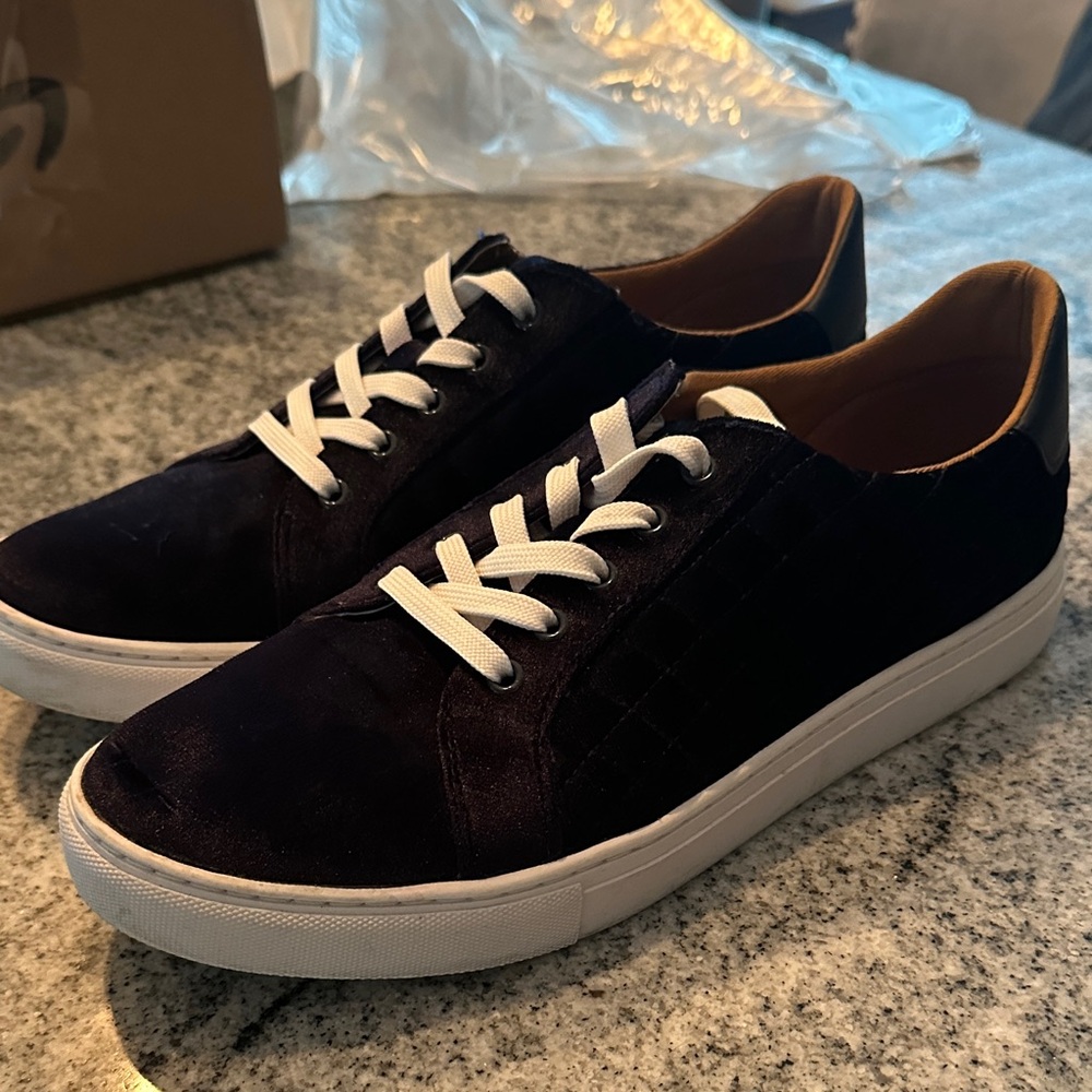 Kate Spade Dark Blue Quilted Sneakers - Picture 3 of 9